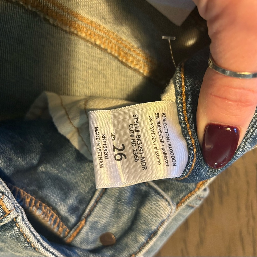 NWT Buckle Hidden Happi High Rise Flare Jeans - Picture 7 of 16
